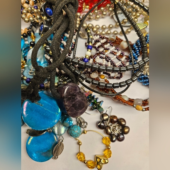 Jewelry Beaded Craft Lot - Picture 4 of 12